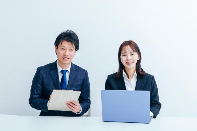 【紹介予定派遣】時給2000円+交＊オンライン面接官！土日祝休