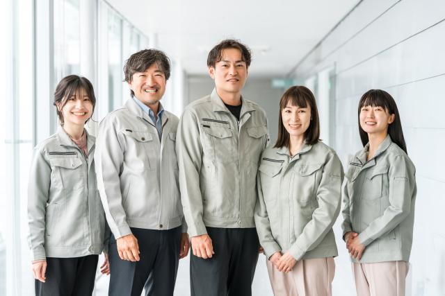 【履歴書不要・WEB面接可】スグ覚えられる簡単作業／事務スキル不要／日勤×土日祝休み／残業少なめで月収24万円以上可／車・バイクOK