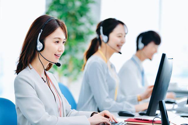 ＼週払い・毎月皆勤賞有◆ドコモ国際サービス受付／